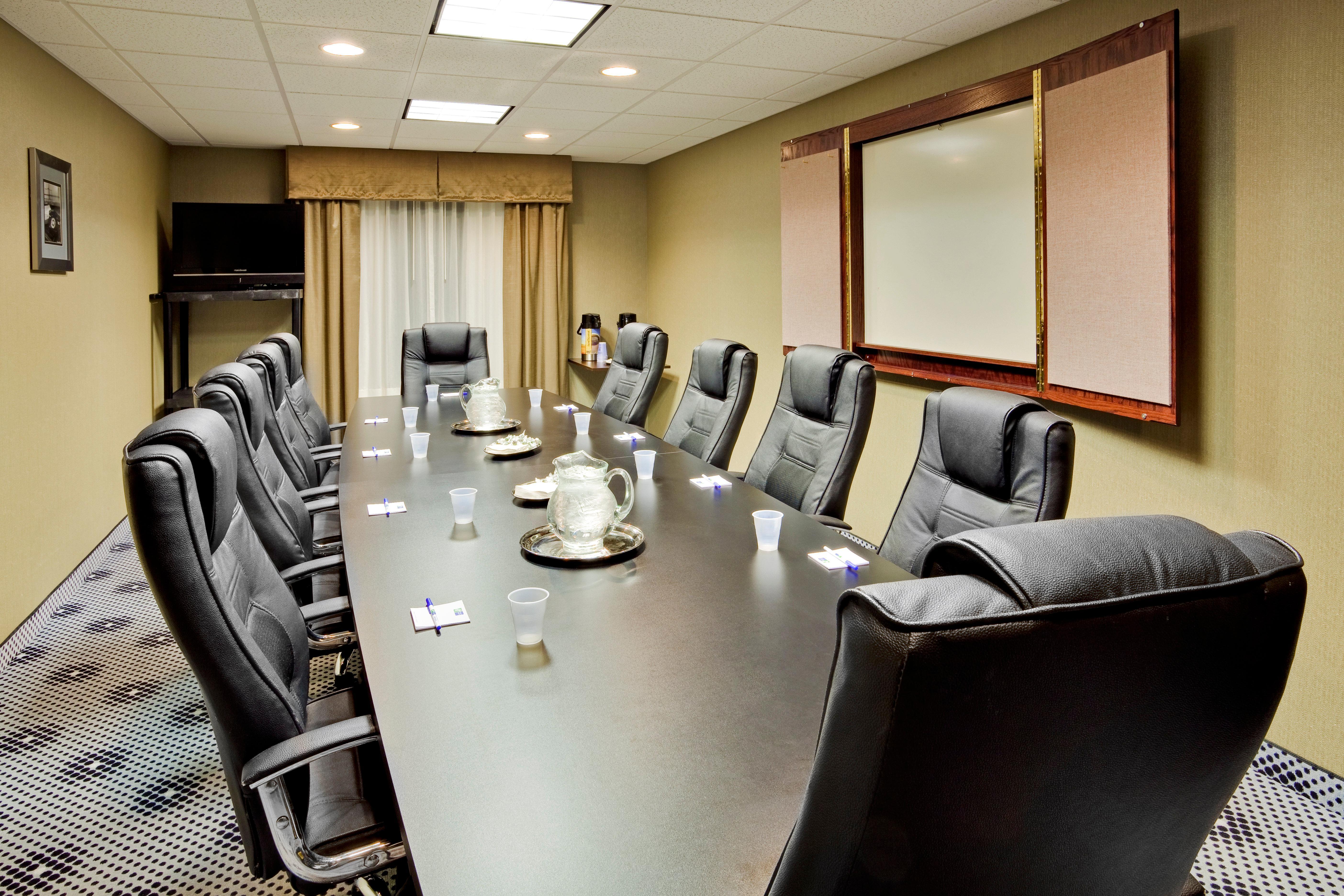 Holiday Inn Express Hotel & Suites Lebanon By Ihg מתקנים תמונה